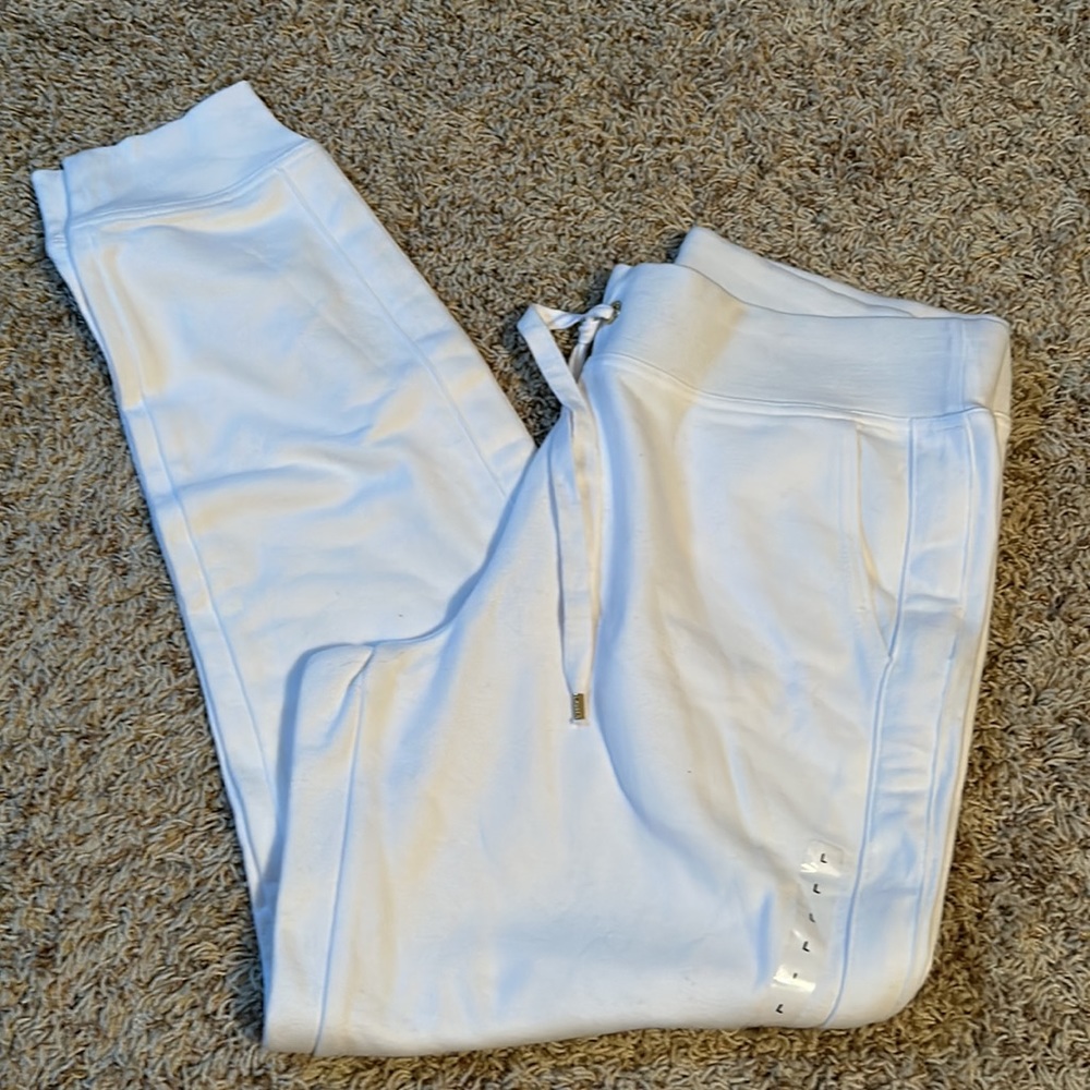 Lauren Ralph Lauren - Women’s three pocket Joggers - Size L